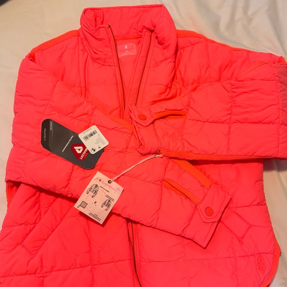 Pippa Packable Puffer Jacket Free People - size small Neon Coral/Hot Watermelon - Picture 5 of 6